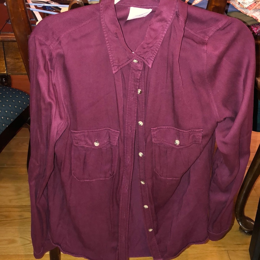 Cute button up maroon shirt